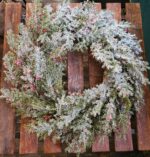 Zasněžený vánoční věnec 50 cm
